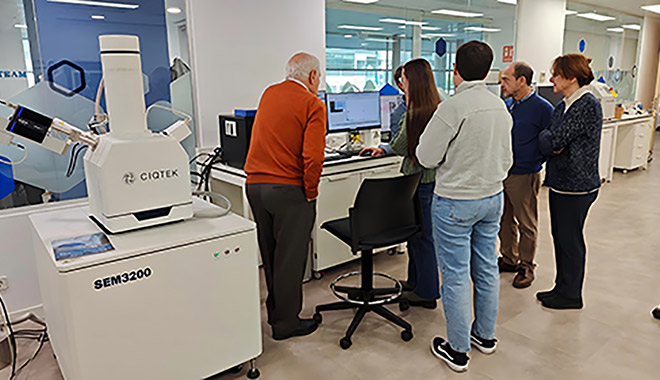 CIQTEK Strengthens Its Presence in Spain with the SEM Demo Station at IESMAT