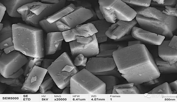 SEM5000 in Nano Alumina - Scanning Electron Microscopy (SEM) Applications